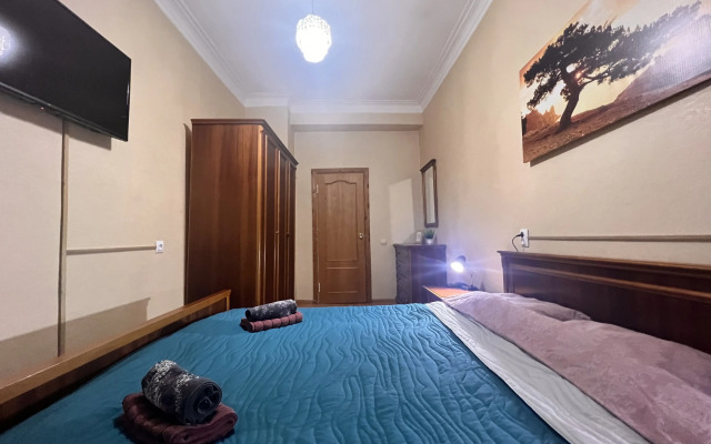 S Tremya Razdelnymi Komnatami Na Lenina Flat