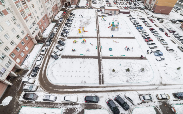 Na Ulitse Khakima 33 Flat