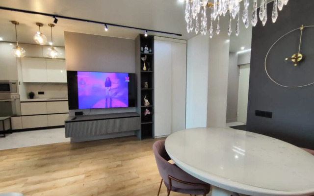 Апартаменты с Дизайнерским Ремонтом