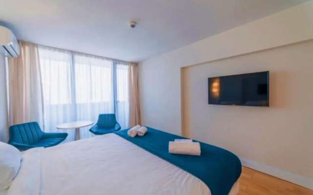 Апарт-отель Central Hotel Orbi City Batumi block ABC