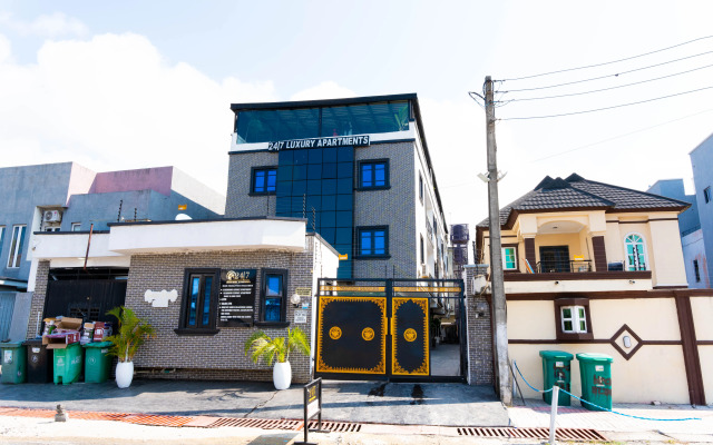 24/7 Luxury Apartments