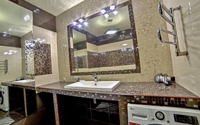 Ideal Khauz Apartments 5