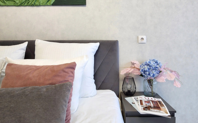Sovremennye Lyuks S Saunoy Aviatorov D.34 Apartments