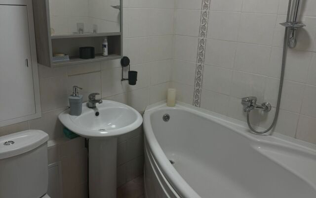 Квартира Двухкомнатная 45 м2 4/5 эт