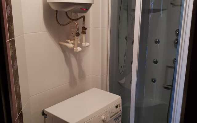 Kurzalnaya 40A Flat