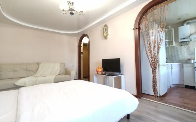 Квартира SATIN Apartments на Площади Октября