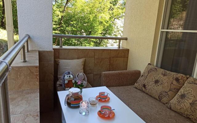 Dvukhkomnatnaya Kvartira V Elitnom Poselke S Chastnym Plyazhem Apartaments