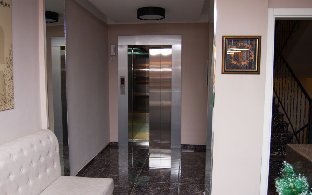 Rezidentsiya  Hotel