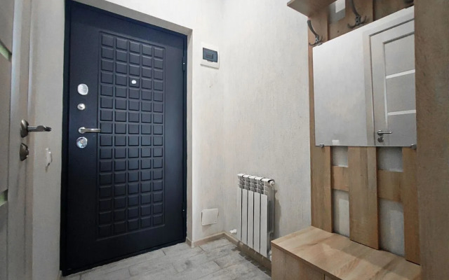 V Tsentralnom Sochi s Bolshoy Lodzhiey Flat