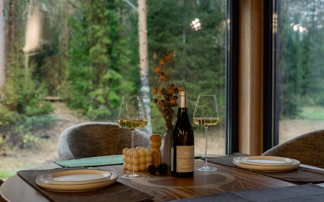 Отель Вино и Сосны