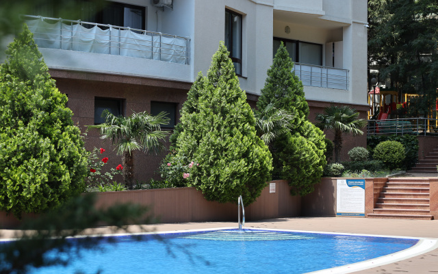 Solaris Apartments