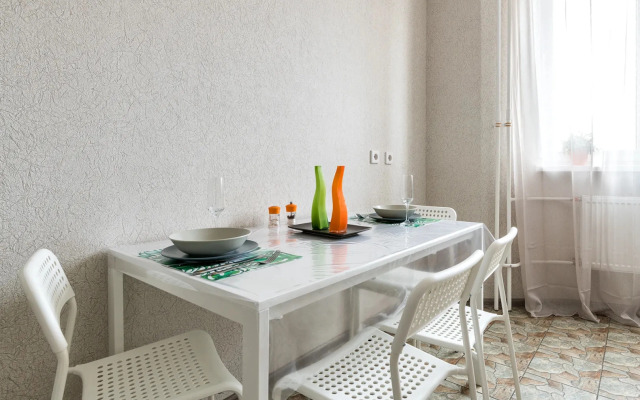 Flat Na Ulitse Novo-Aleksandrovskaya 14