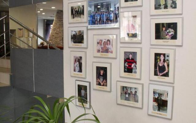 Отель Надеждинский