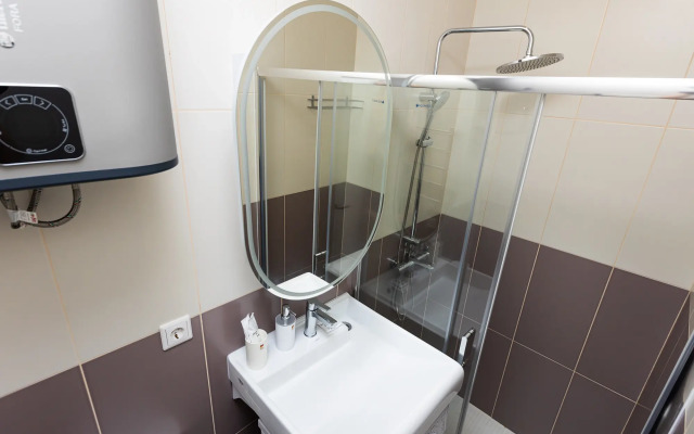 Апартаменты Байрес 365/3