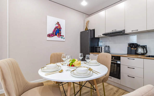 Trekhkomnatnie Ryadom S Trts Abu Dhabi Plaza Apartments