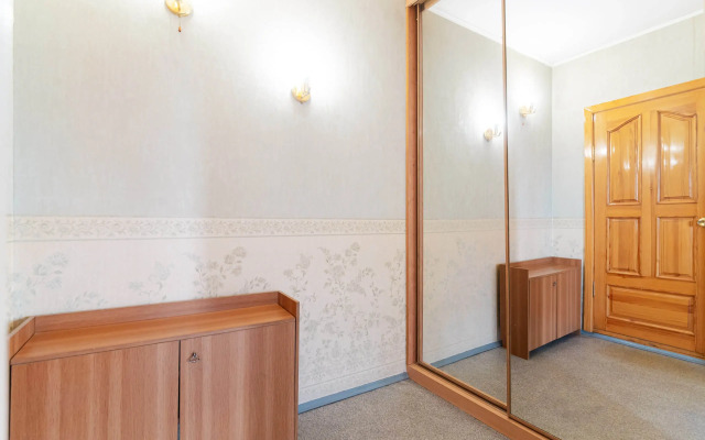 Prostornaya Kvartira S Dzhakuzi Flat