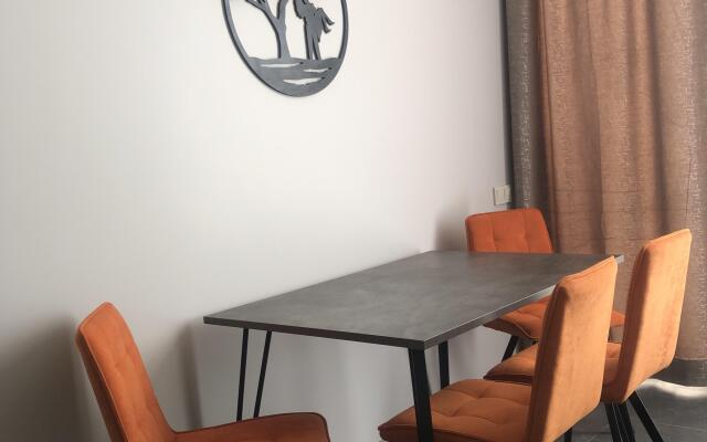 VIP Krasivye Glazki Flat