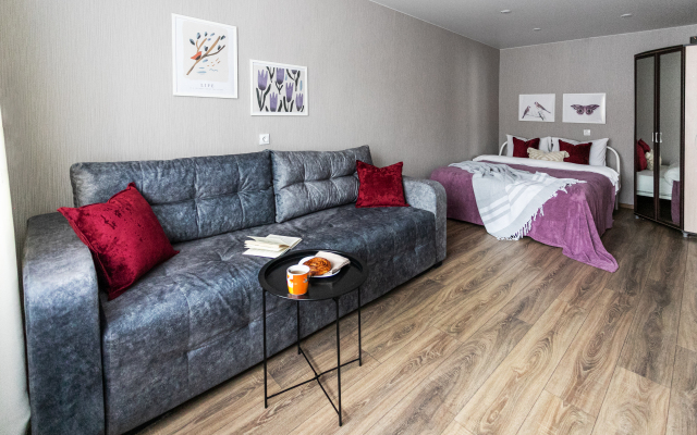 Shikarnye Apartamenty V Tsentre Kronshtadta Apartments