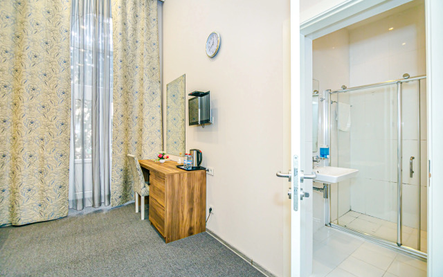 Bristol Hotel