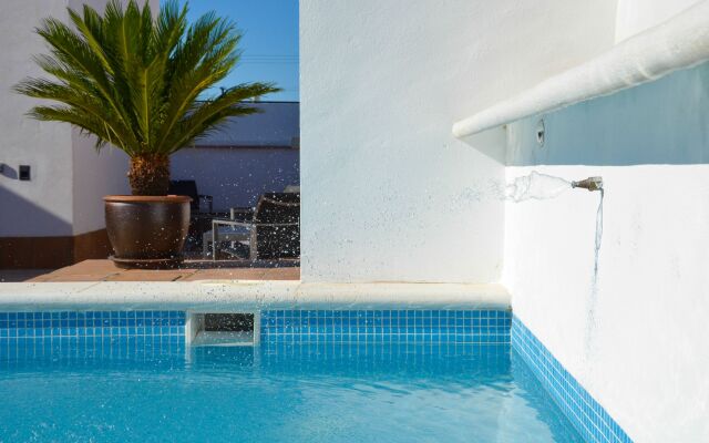 Águilas5 SevillaSuites Apart-Hotel
