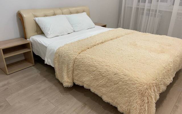 El Apart yevrotreshka v ekorayone Flat