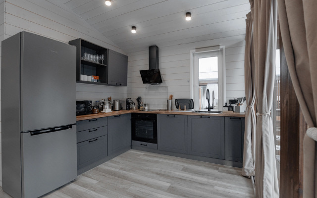 Гостевой дом Дома Река для семейного отдыха