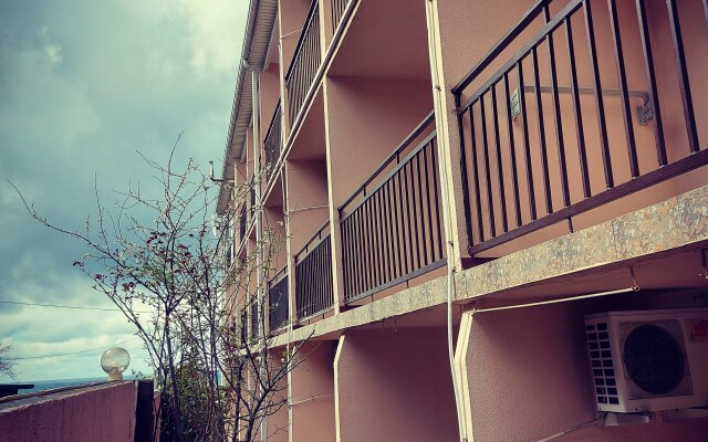 Arkadiya Guest house
