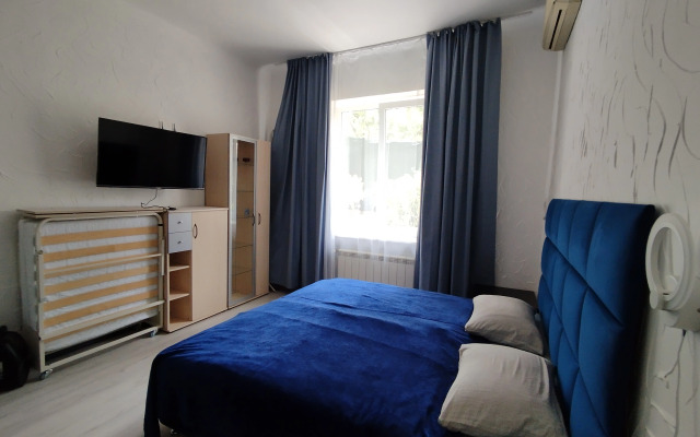 V Tsentre Yalty Flat