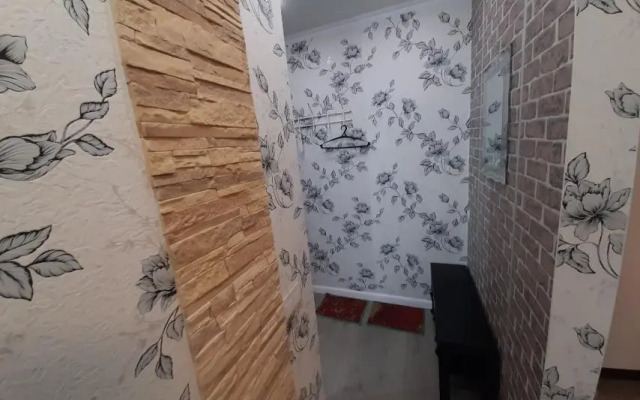 Квартира двухкомнатная рядом с ТРК Мурманск Молл