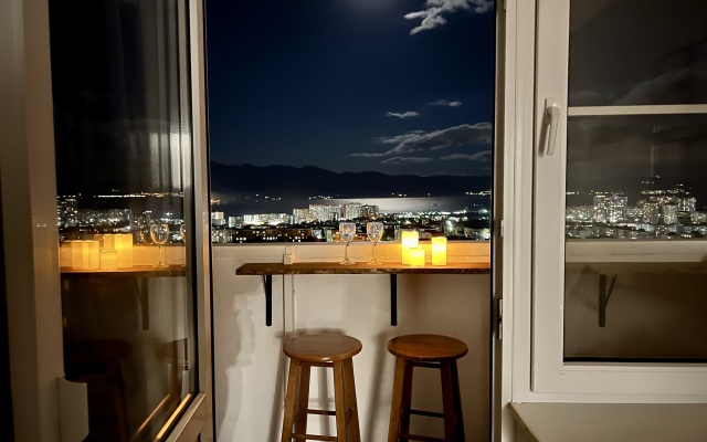 Апартаменты UzorApart Стильная квартира, лучший панорамный вид с открытого балкона