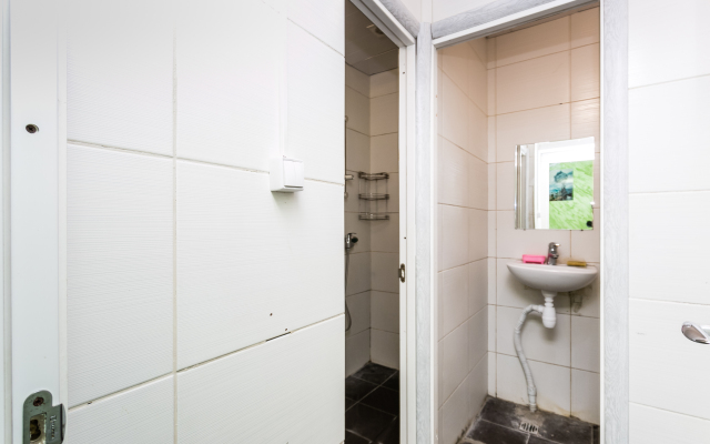 1 Ulitsya Selskohozyaistvennaya OOO NASH OBSHII DOM Hostel