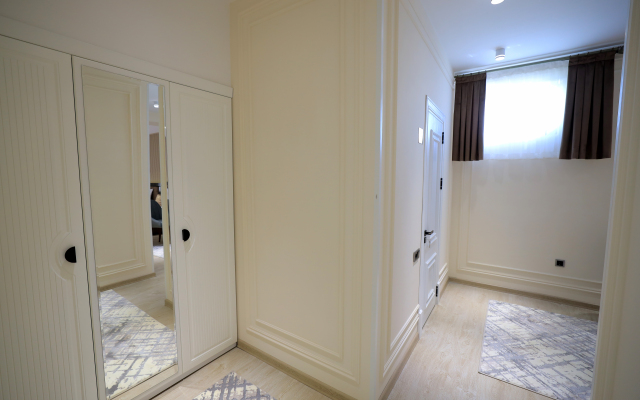 Amir Plaza Hotel