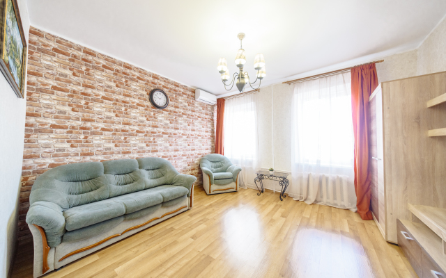 Apartamenty v centre s vidom na more ot LetoApart Apartments