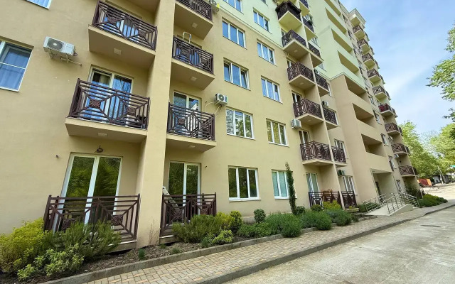 V Samom Zelenom Rayone Sochi Flat