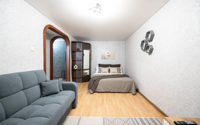 Pyat Zvyozd Skver Aloye Pole Apartments