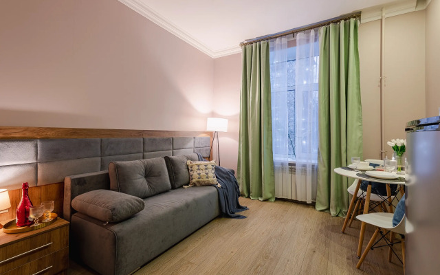 Апартаменты Студия у метро Окружная  Bon Voyage