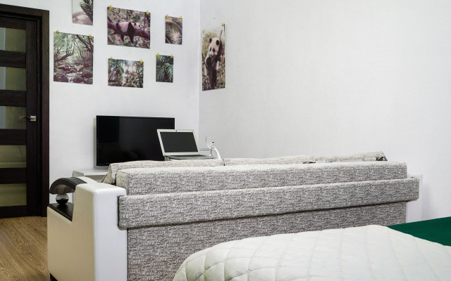 Uyutnaya Yevrodvushka Nedaleko Ot Vokzala Flat