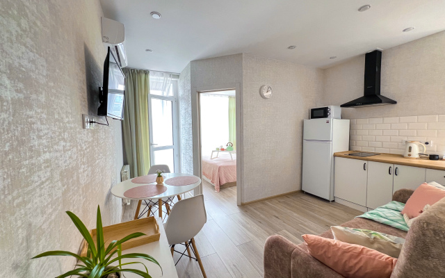V 100 m ot Morya Centralnoy Sochi Flat