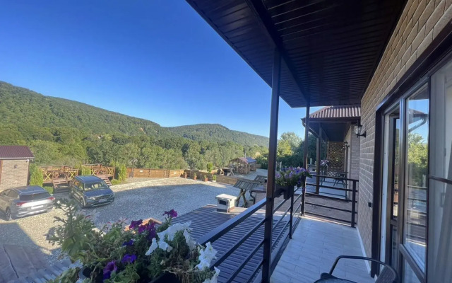 Dlya Spokojnoy Otdyxa, S Baney I Mangalom Private house