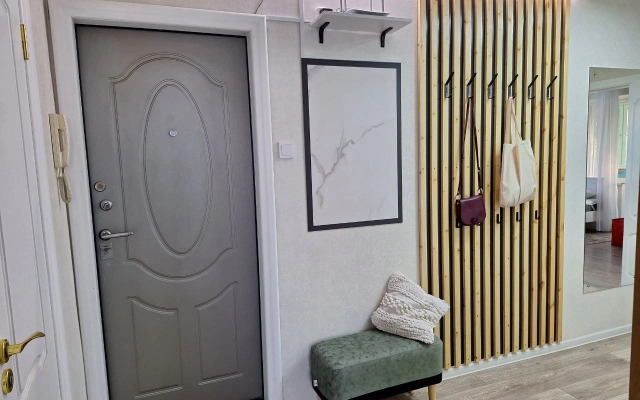 Flat Novaya Do 4+2 Chelovek "versal Apartment"