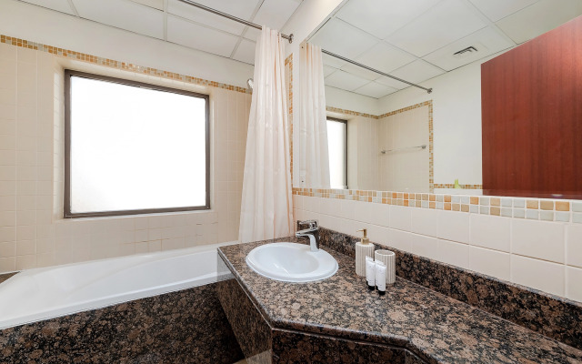 Excellent 1bdr At Bahar 6 Apartments