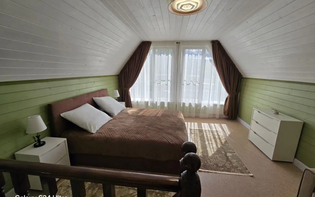 Частный дом у реки c видoм на гopы 4 Белая Дача