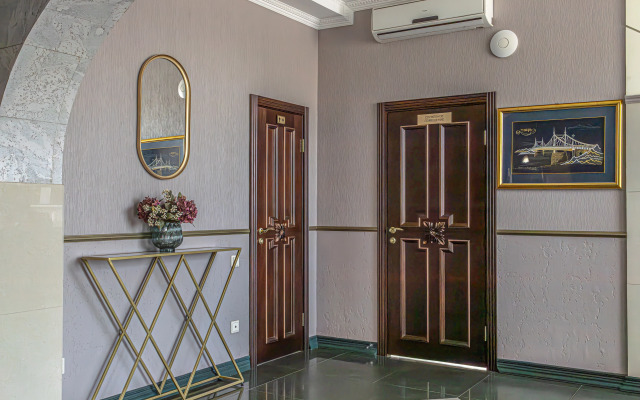 Oktyabr'skaya Hotel