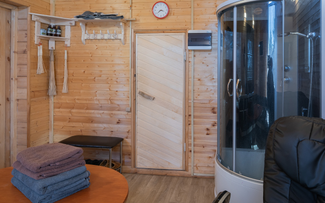 Bereg U Lesa Guest House
