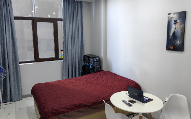 Uyutnaya studiya na beregu chernogo morya Apartments