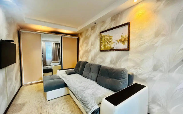 Апартаменты Двухкомнатные Апартаменты на Володарского 4