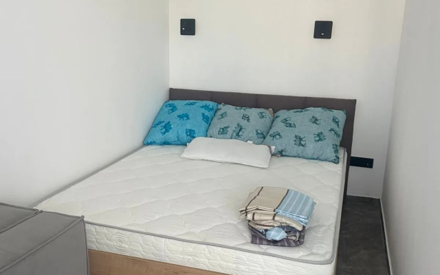 Uyutnye na Farkhudinova Apartments
