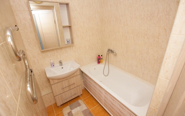 Dvukhkomnatnaya Kudasheva 108 Flat