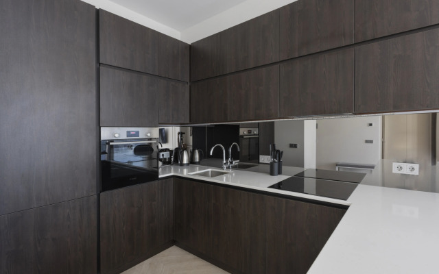 Апартаменты Лаконичный с Видом на Башни