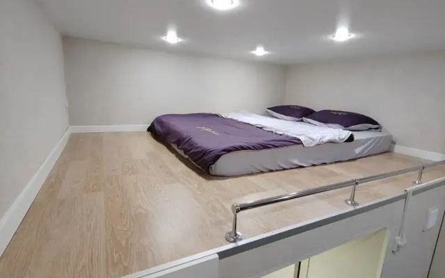 Na Ulitse Markina 10 Flat